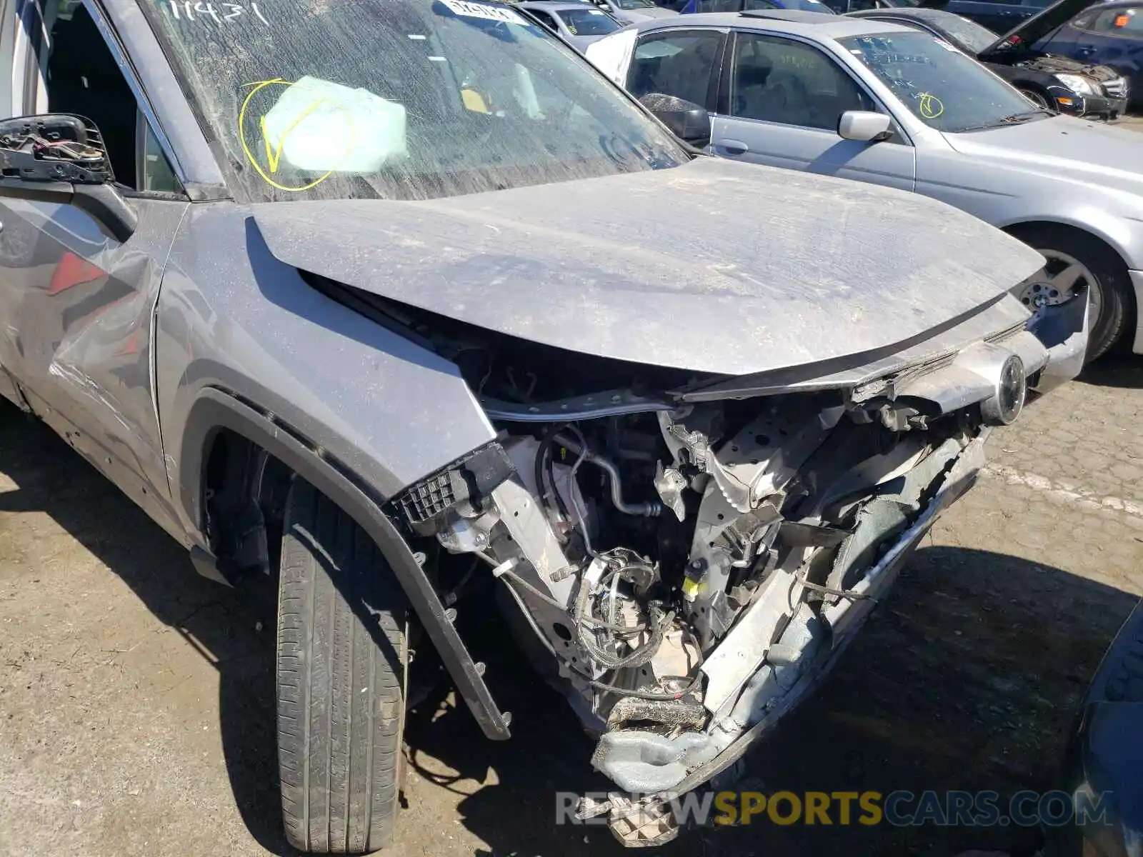 9 Photograph of a damaged car 2T3F1RFV0LC086250 TOYOTA RAV4 2020