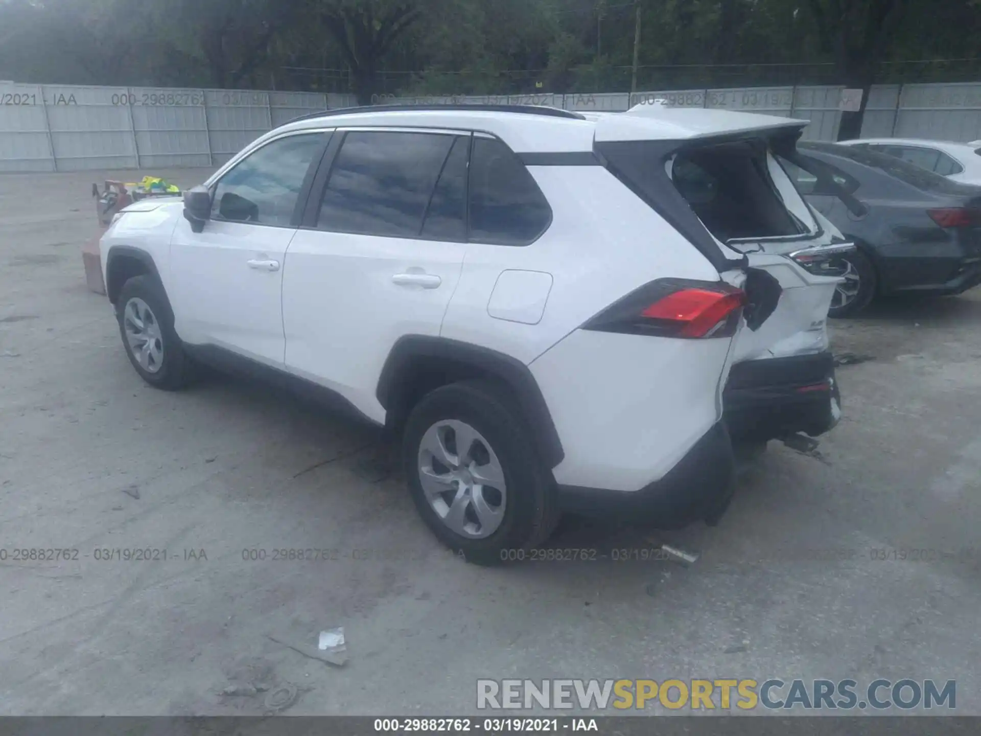 3 Photograph of a damaged car 2T3F1RFV0LC089567 TOYOTA RAV4 2020