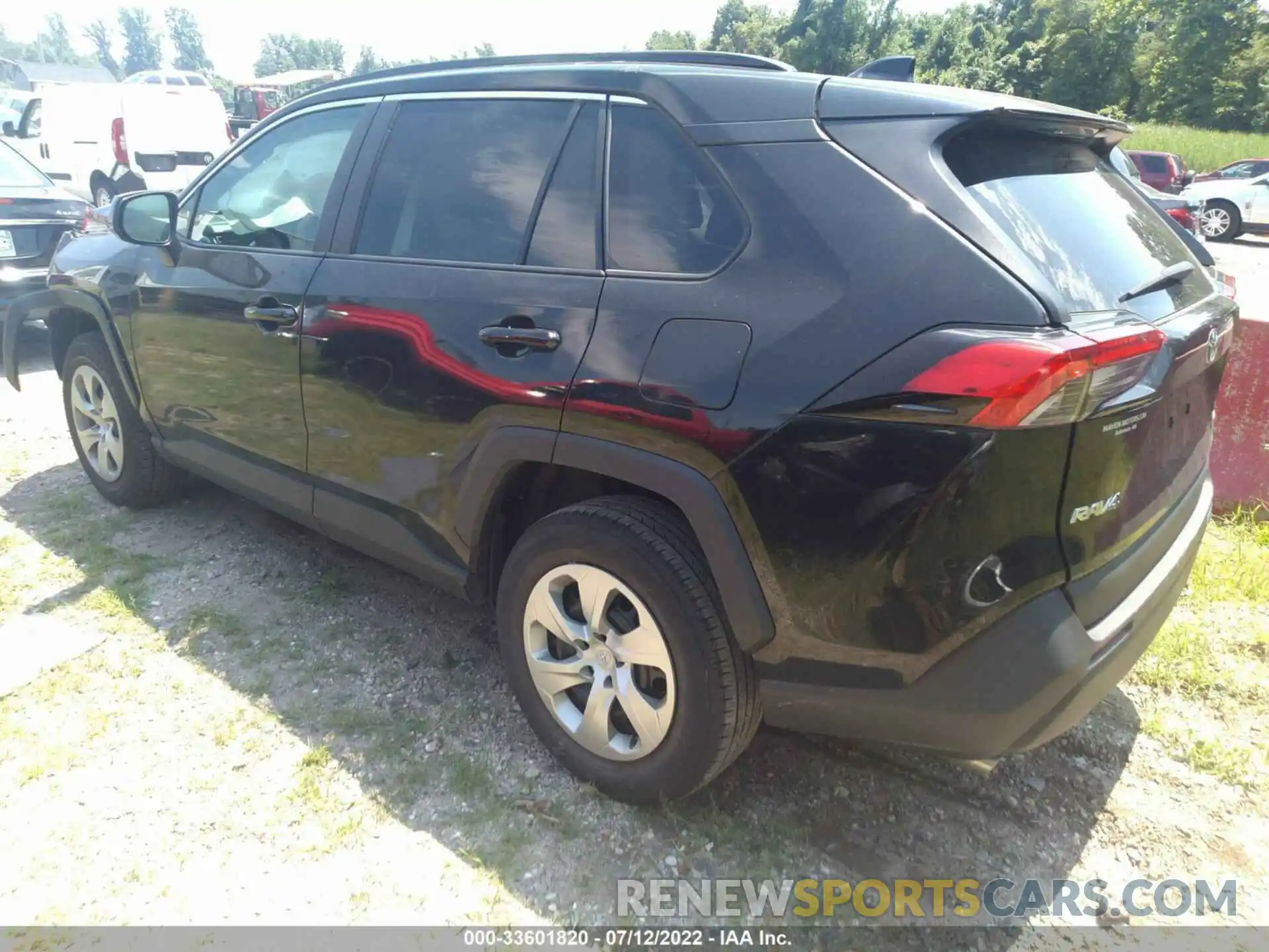 3 Photograph of a damaged car 2T3F1RFV0LC097815 TOYOTA RAV4 2020