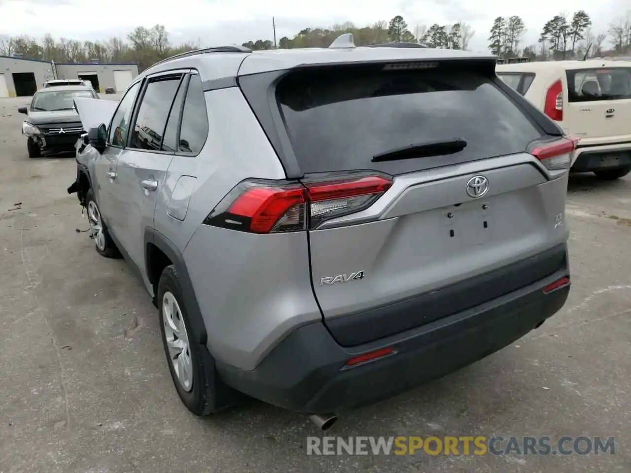 3 Photograph of a damaged car 2T3F1RFV0LC101541 TOYOTA RAV4 2020