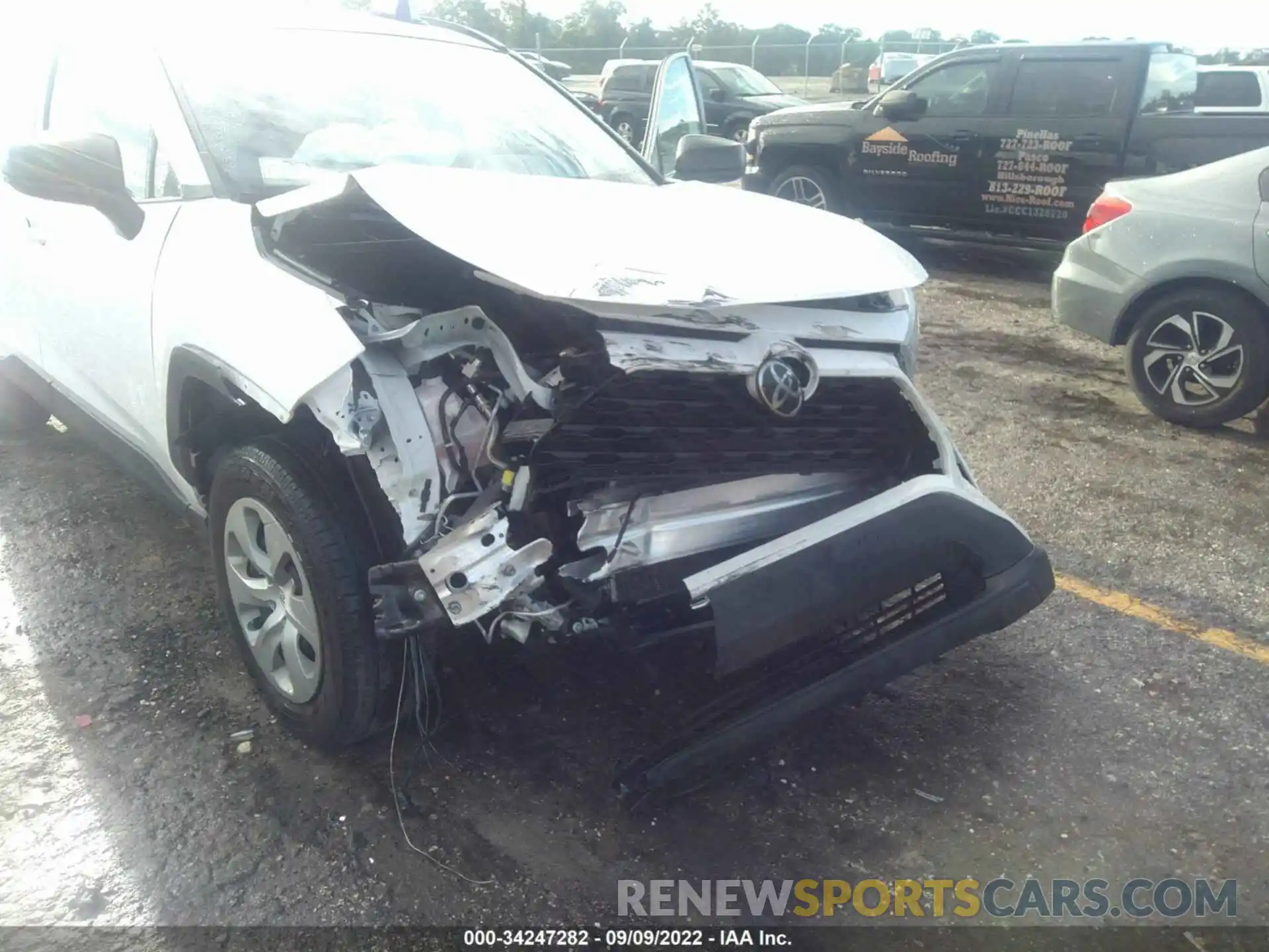 6 Photograph of a damaged car 2T3F1RFV0LC102561 TOYOTA RAV4 2020