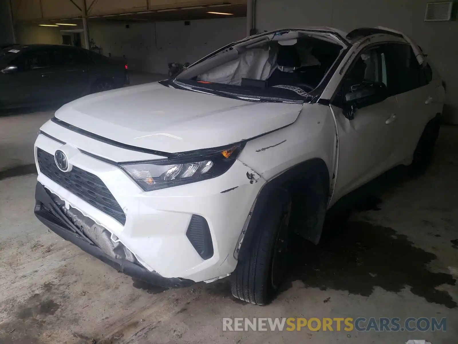 2 Photograph of a damaged car 2T3F1RFV0LC111440 TOYOTA RAV4 2020