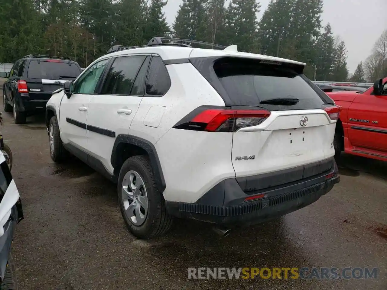 3 Photograph of a damaged car 2T3F1RFV0LC115858 TOYOTA RAV4 2020