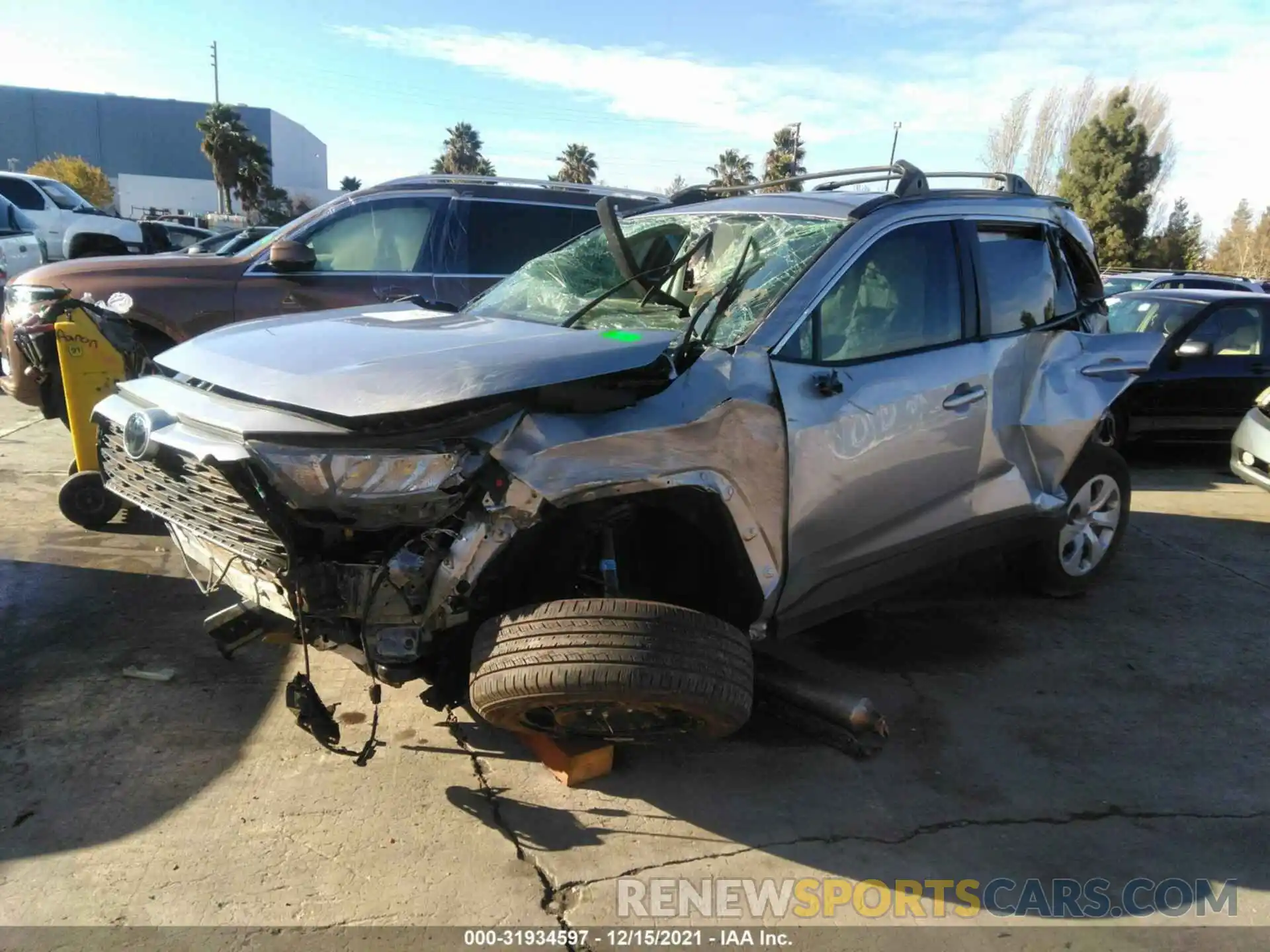 2 Photograph of a damaged car 2T3F1RFV0LC118436 TOYOTA RAV4 2020