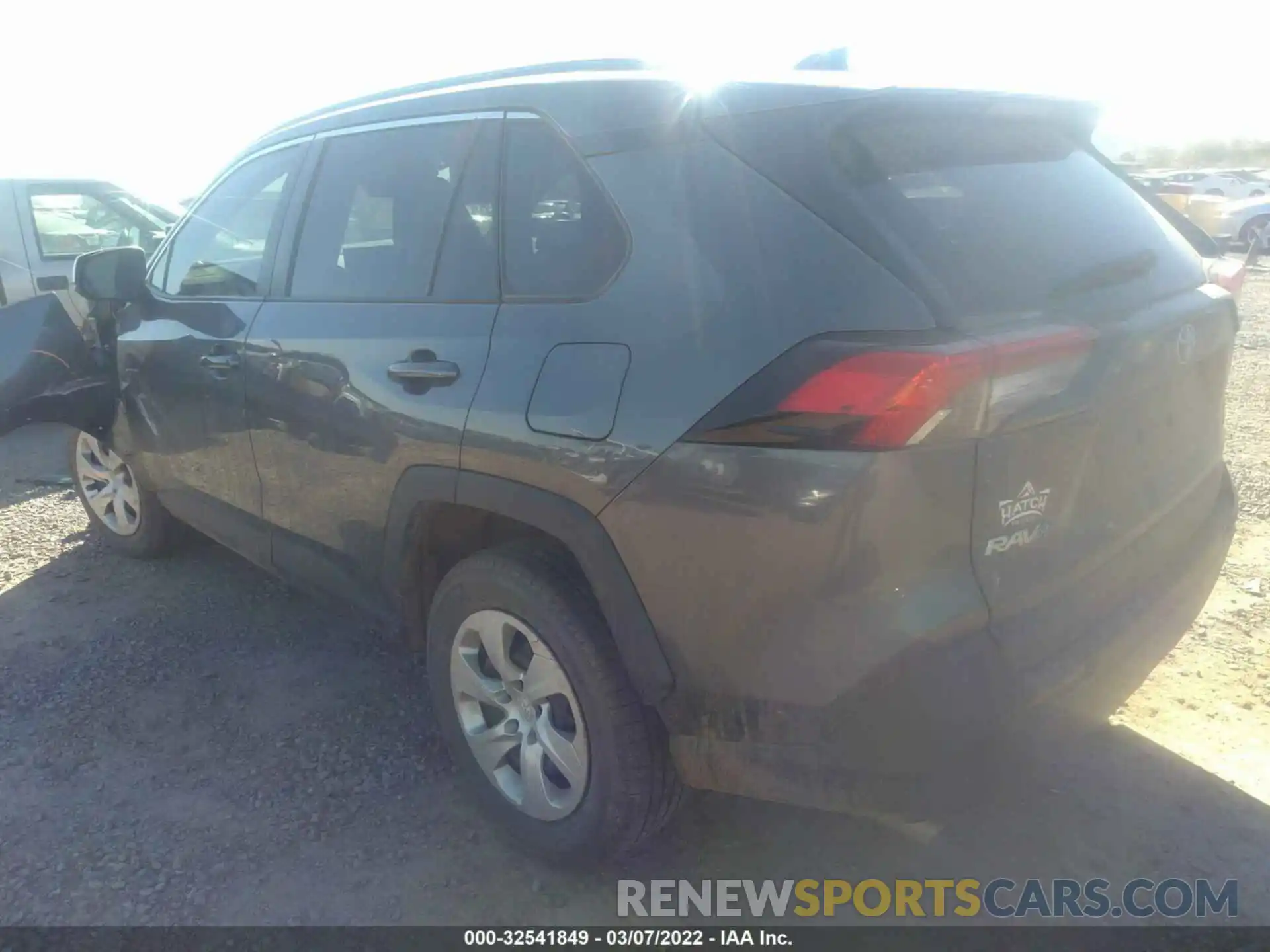 3 Photograph of a damaged car 2T3F1RFV0LC120896 TOYOTA RAV4 2020