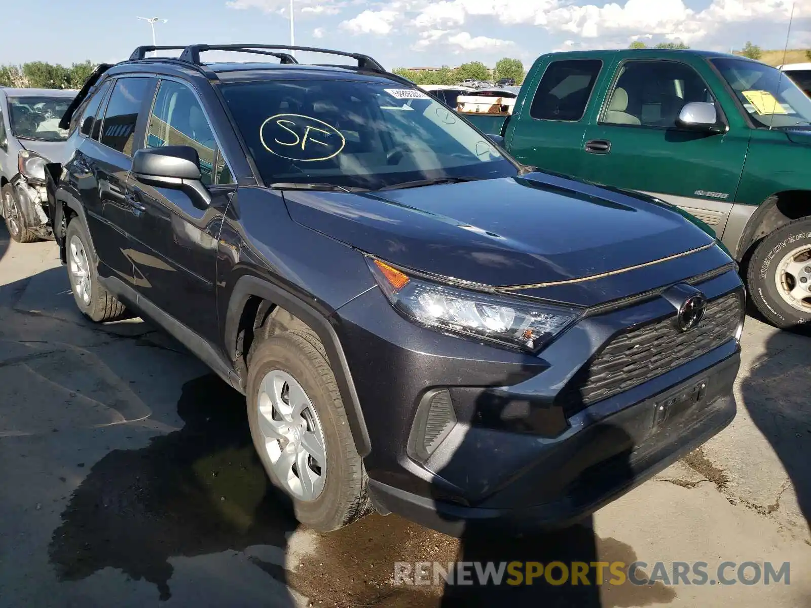 1 Photograph of a damaged car 2T3F1RFV0LC134104 TOYOTA RAV4 2020