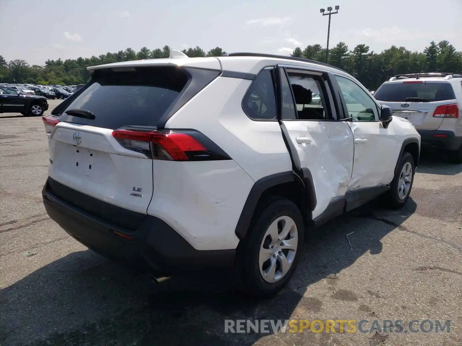 4 Photograph of a damaged car 2T3F1RFV0LW086649 TOYOTA RAV4 2020