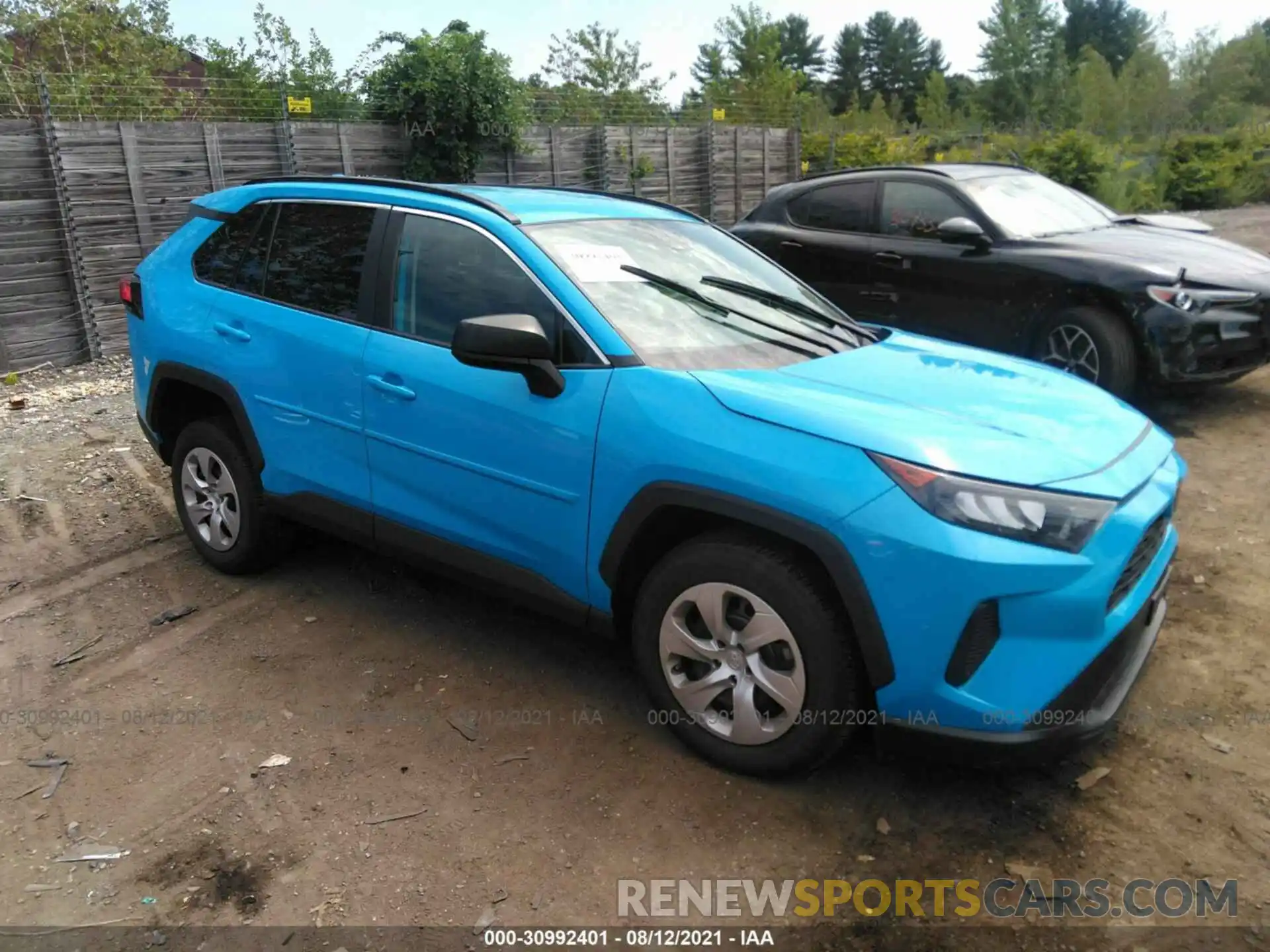 1 Photograph of a damaged car 2T3F1RFV0LW091916 TOYOTA RAV4 2020