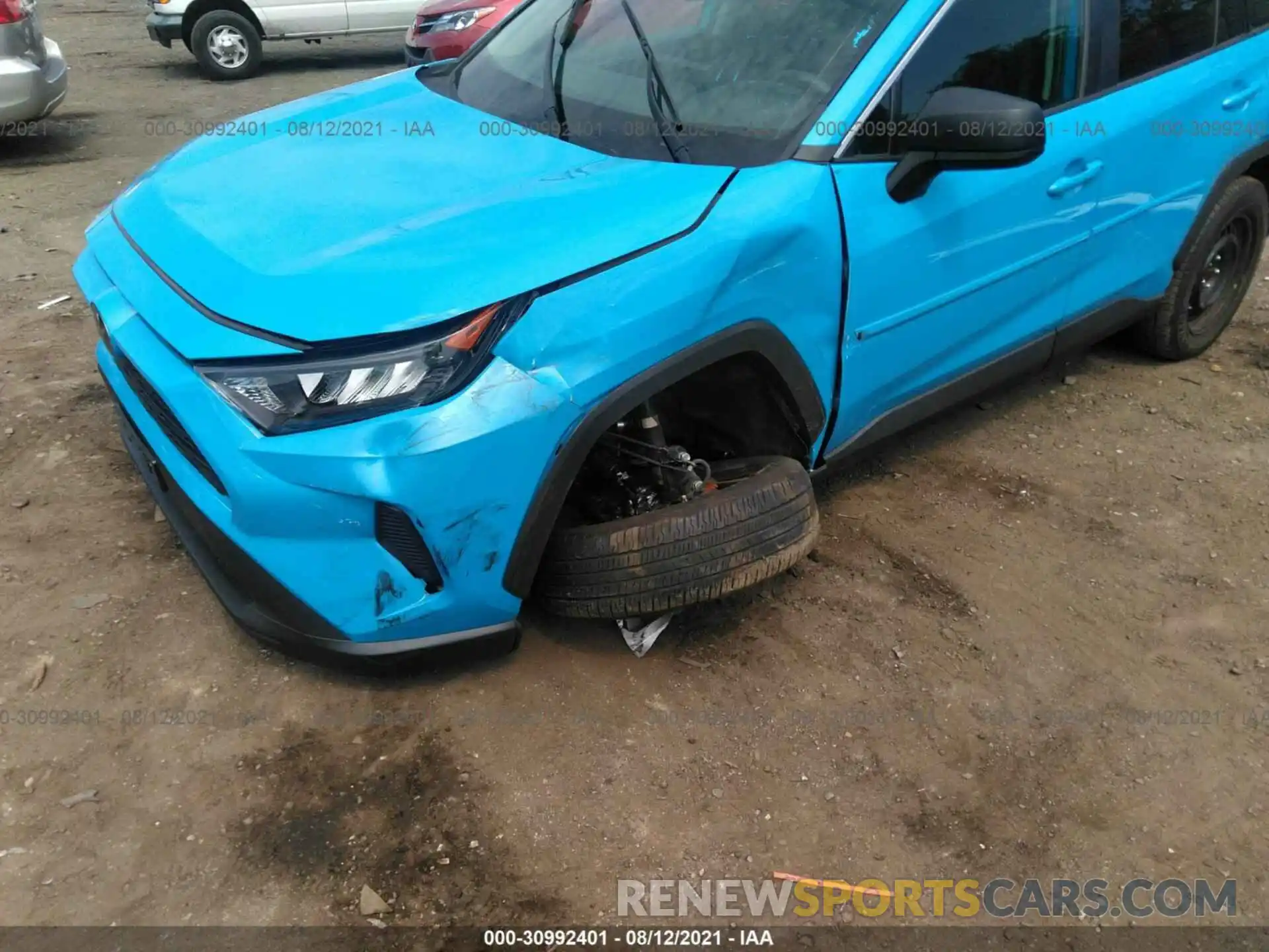 6 Photograph of a damaged car 2T3F1RFV0LW091916 TOYOTA RAV4 2020