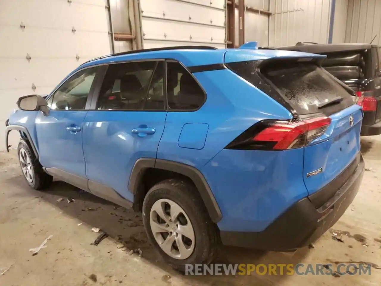 3 Photograph of a damaged car 2T3F1RFV0LW098686 TOYOTA RAV4 2020