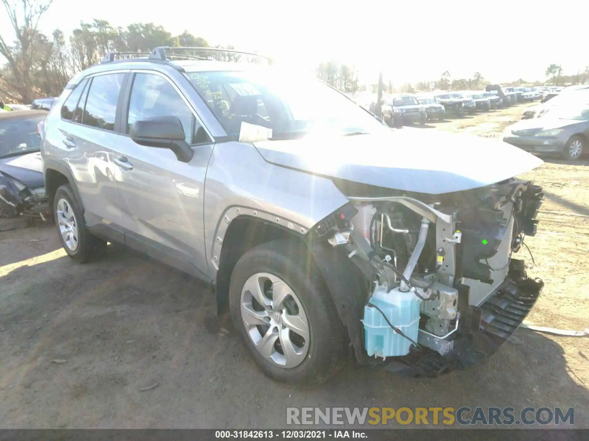 1 Photograph of a damaged car 2T3F1RFV0LW098770 TOYOTA RAV4 2020