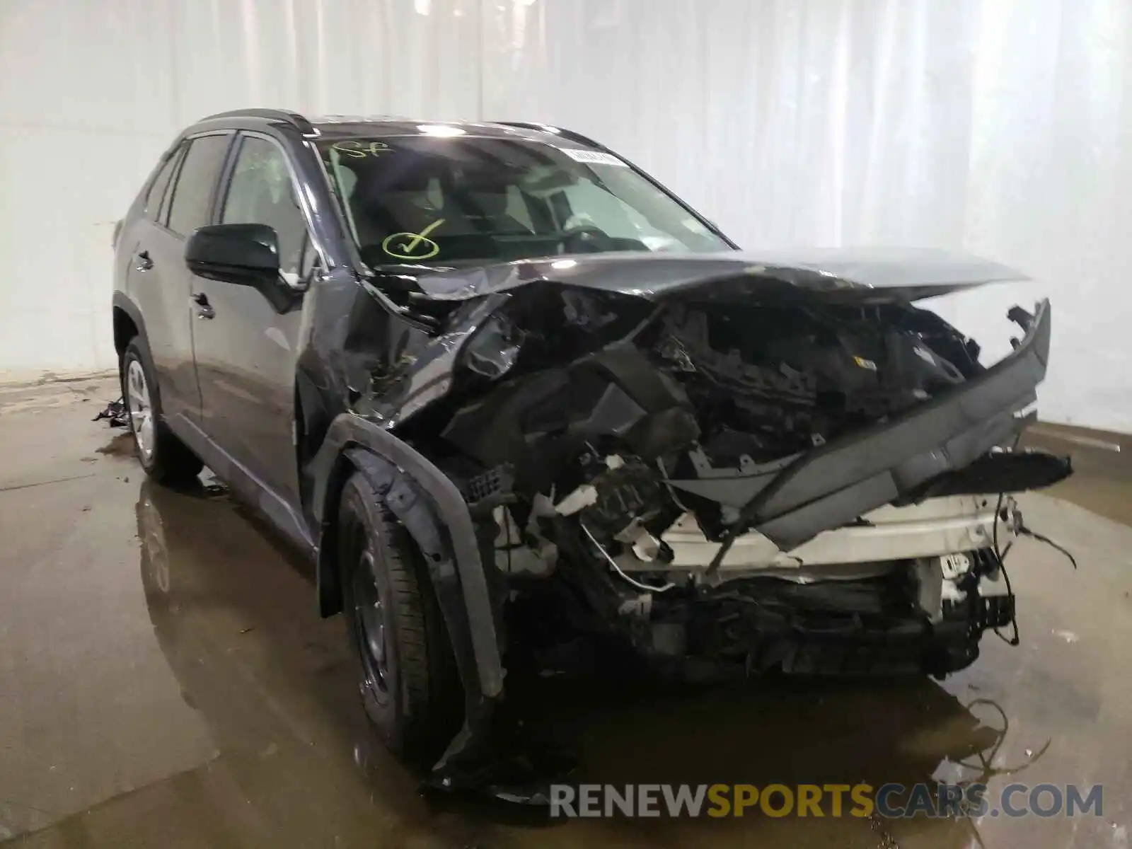 1 Photograph of a damaged car 2T3F1RFV0LW124235 TOYOTA RAV4 2020