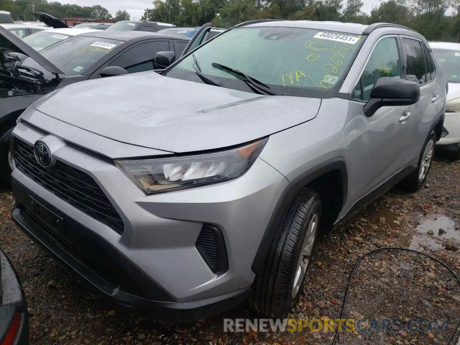 2 Photograph of a damaged car 2T3F1RFV0LW127720 TOYOTA RAV4 2020