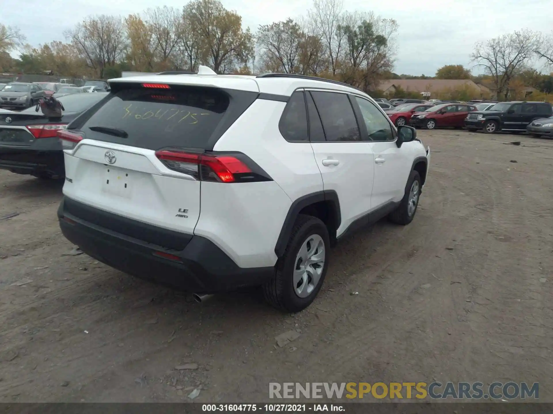 4 Фотография поврежденного автомобиля 2T3F1RFV0LW134473 TOYOTA RAV4 2020