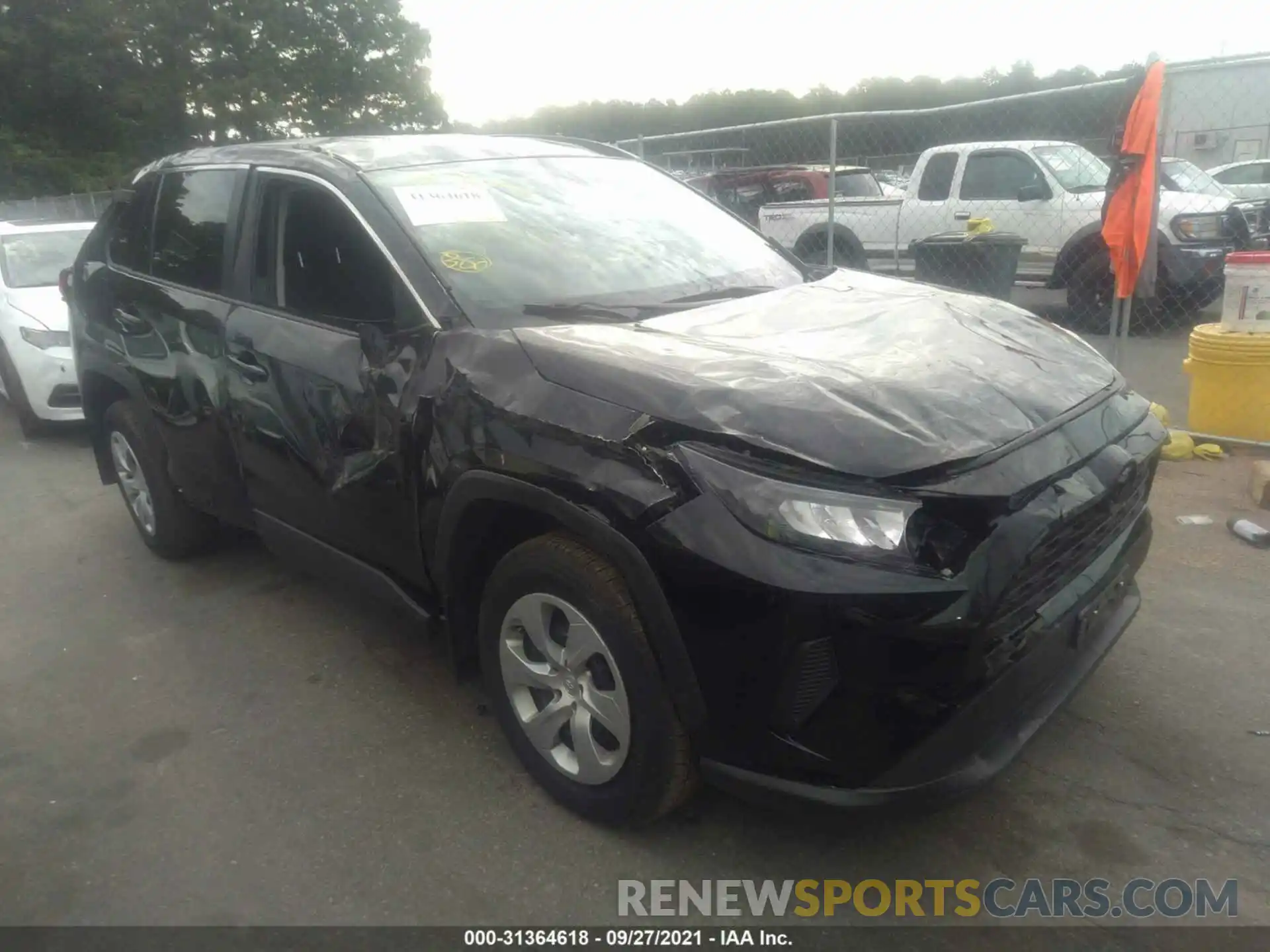 1 Photograph of a damaged car 2T3F1RFV1LC064080 TOYOTA RAV4 2020