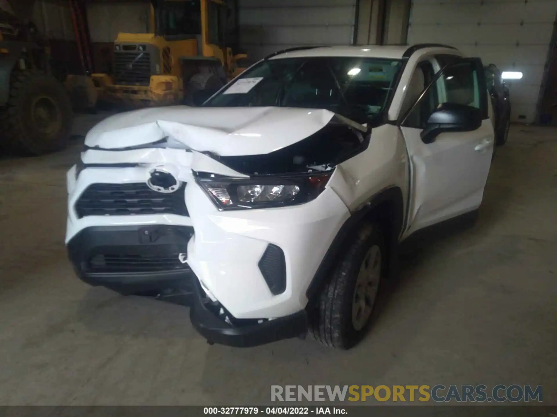 6 Photograph of a damaged car 2T3F1RFV1LC064998 TOYOTA RAV4 2020