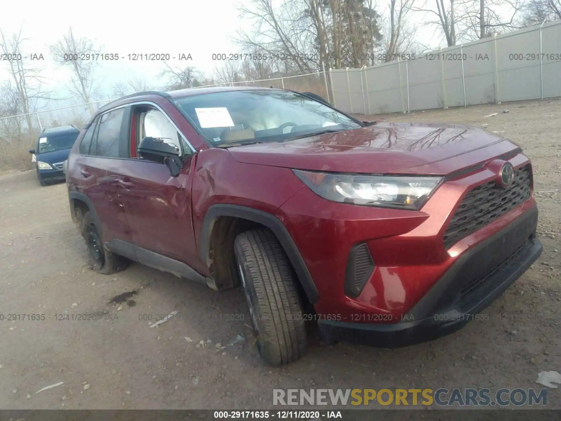 1 Photograph of a damaged car 2T3F1RFV1LC070994 TOYOTA RAV4 2020