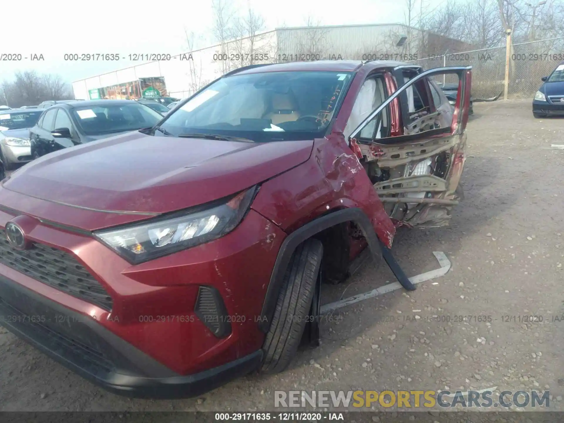 6 Photograph of a damaged car 2T3F1RFV1LC070994 TOYOTA RAV4 2020