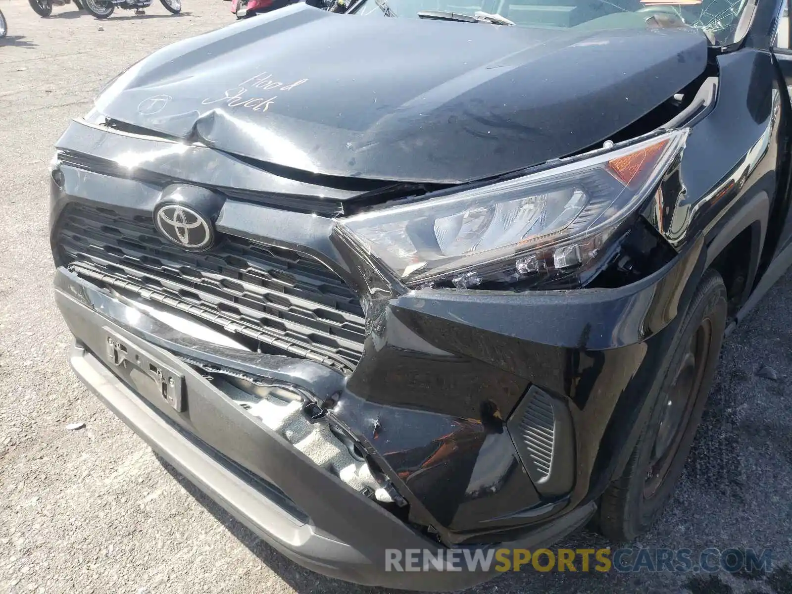 9 Photograph of a damaged car 2T3F1RFV1LC088024 TOYOTA RAV4 2020