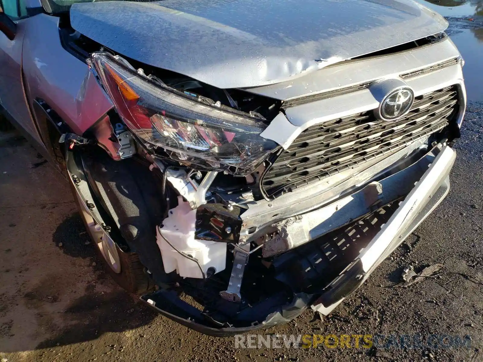 9 Фотография поврежденного автомобиля 2T3F1RFV1LC094034 TOYOTA RAV4 2020