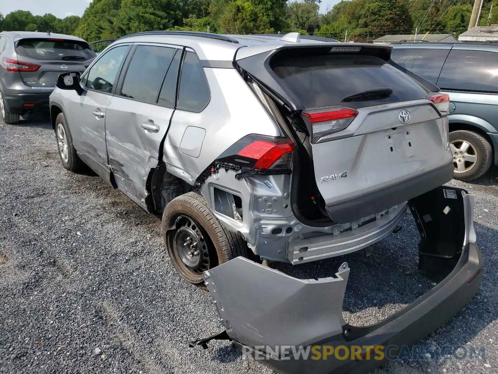 3 Photograph of a damaged car 2T3F1RFV1LC112340 TOYOTA RAV4 2020