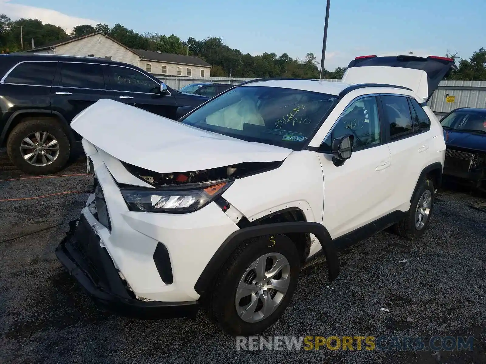 2 Photograph of a damaged car 2T3F1RFV1LW096316 TOYOTA RAV4 2020