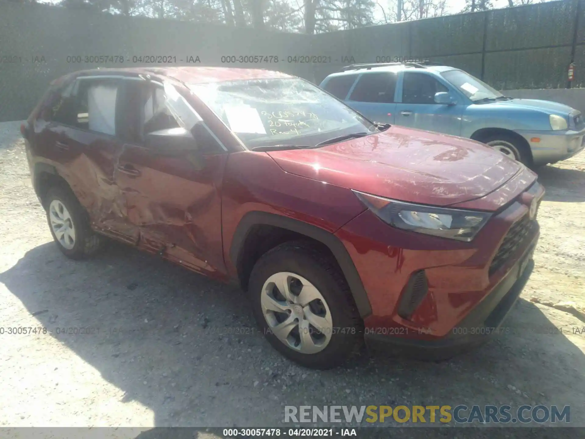 6 Photograph of a damaged car 2T3F1RFV1LW107668 TOYOTA RAV4 2020