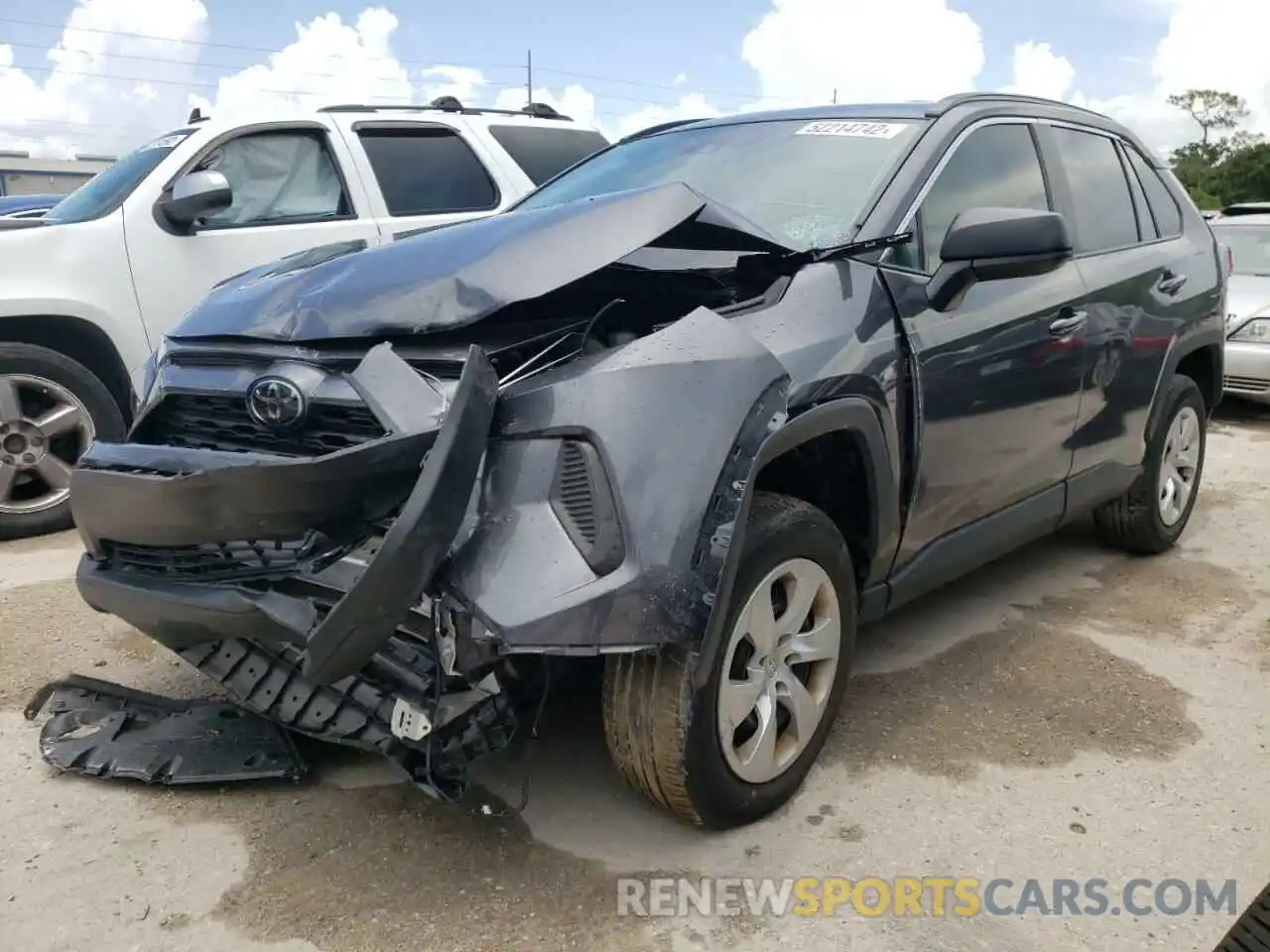 2 Photograph of a damaged car 2T3F1RFV1LW128150 TOYOTA RAV4 2020