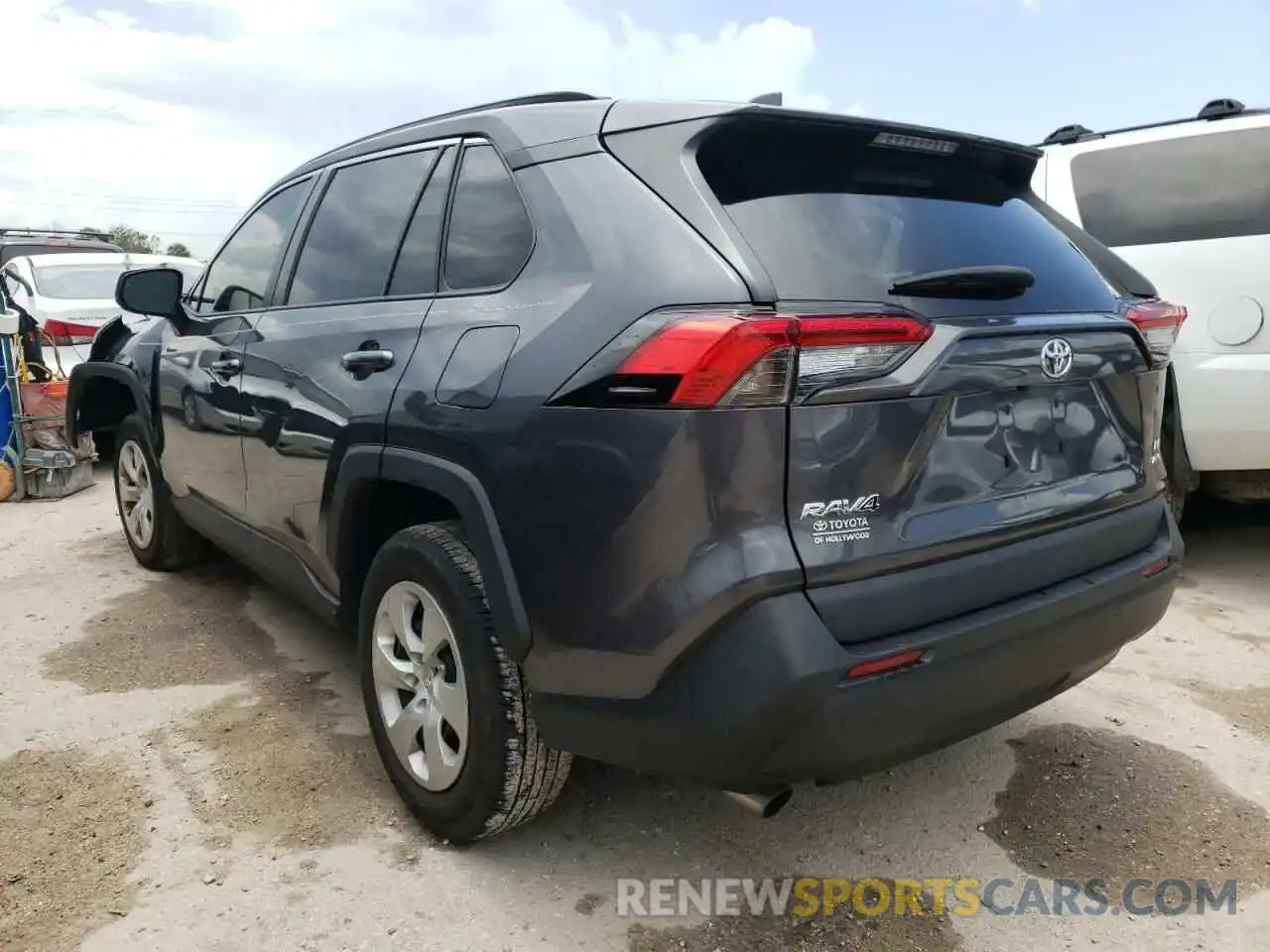 3 Photograph of a damaged car 2T3F1RFV1LW128150 TOYOTA RAV4 2020