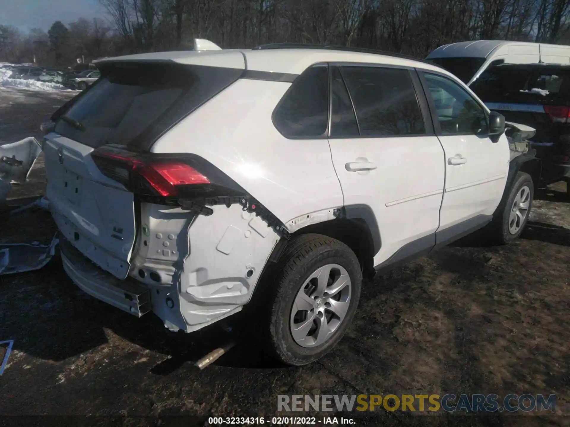 4 Photograph of a damaged car 2T3F1RFV2LC074911 TOYOTA RAV4 2020