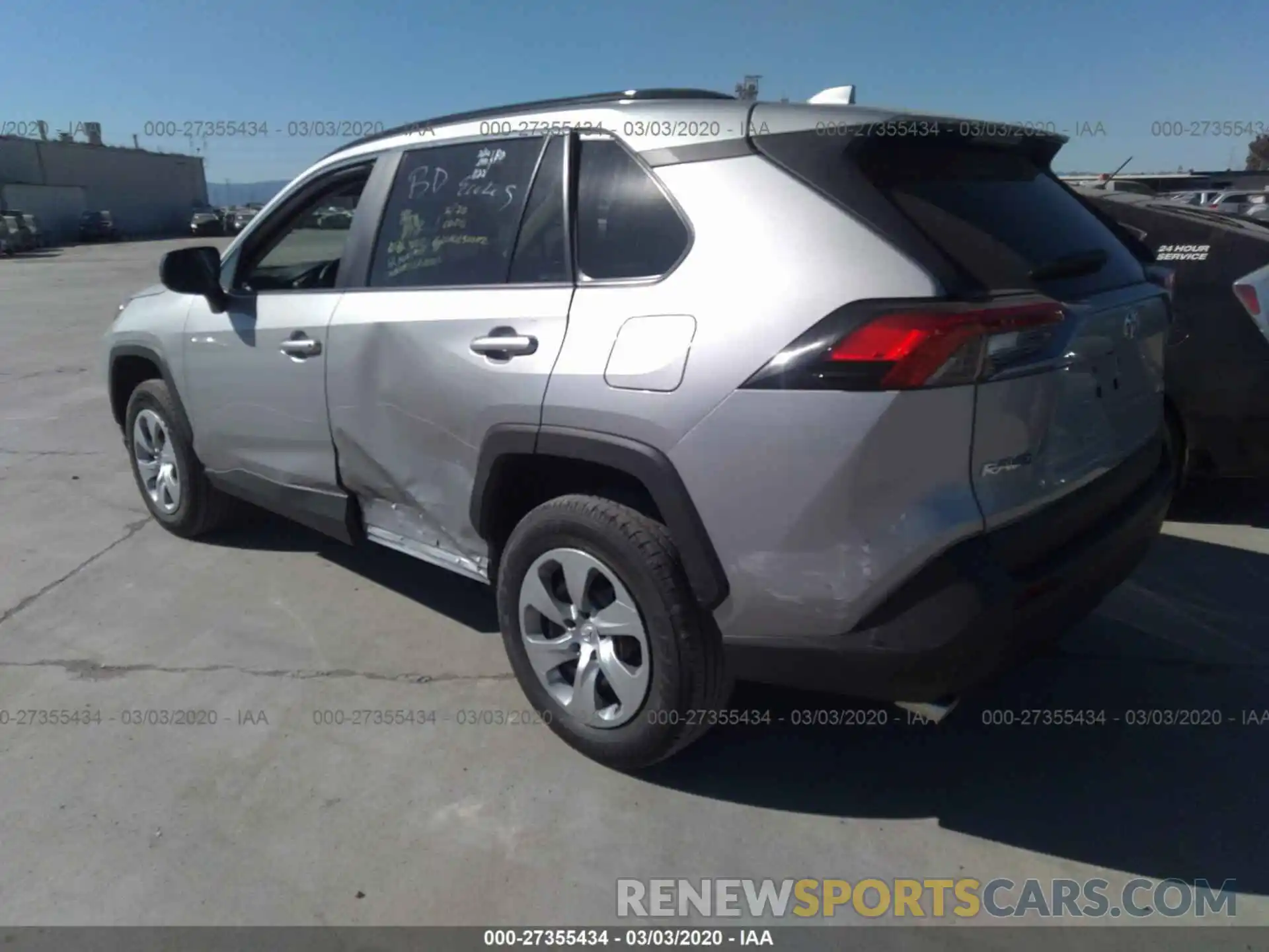 3 Photograph of a damaged car 2T3F1RFV2LC082832 TOYOTA RAV4 2020