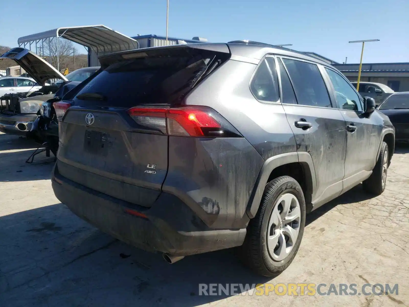 4 Photograph of a damaged car 2T3F1RFV2LC092566 TOYOTA RAV4 2020