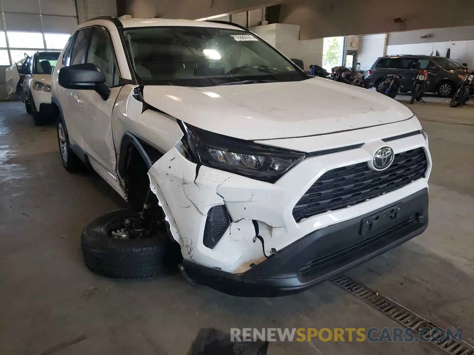 1 Photograph of a damaged car 2T3F1RFV2LC096150 TOYOTA RAV4 2020