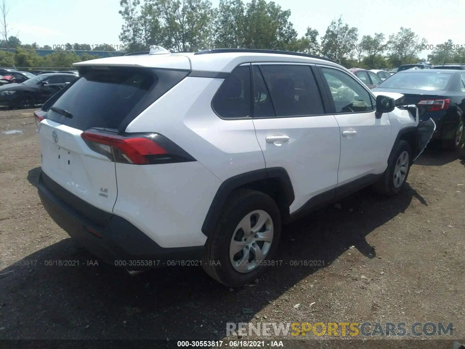 4 Photograph of a damaged car 2T3F1RFV2LC114758 TOYOTA RAV4 2020