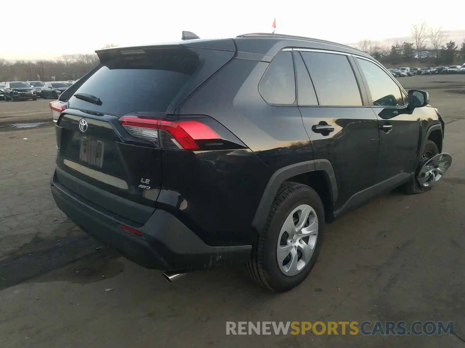 4 Photograph of a damaged car 2T3F1RFV2LC128398 TOYOTA RAV4 2020