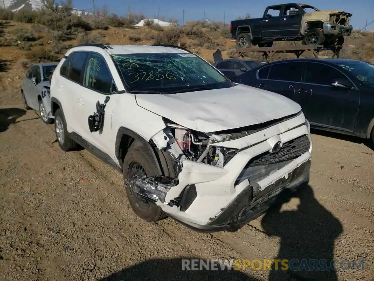 1 Photograph of a damaged car 2T3F1RFV2LC131575 TOYOTA RAV4 2020