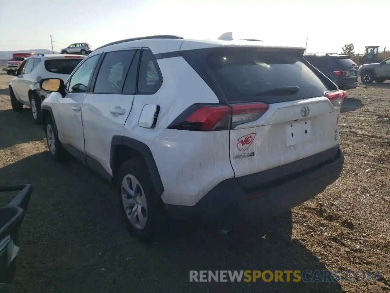 3 Photograph of a damaged car 2T3F1RFV2LC131575 TOYOTA RAV4 2020