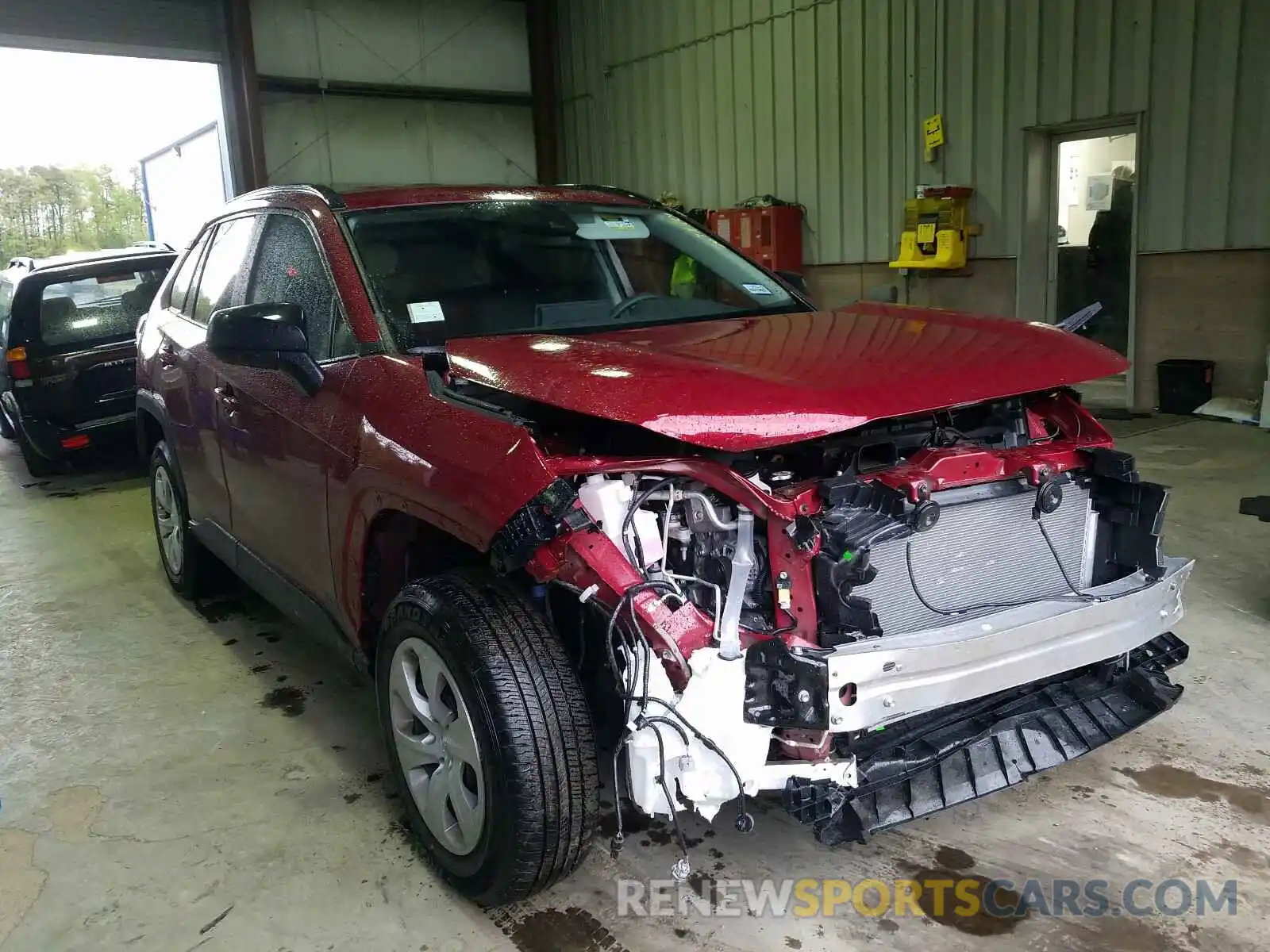 1 Photograph of a damaged car 2T3F1RFV2LW095630 TOYOTA RAV4 2020