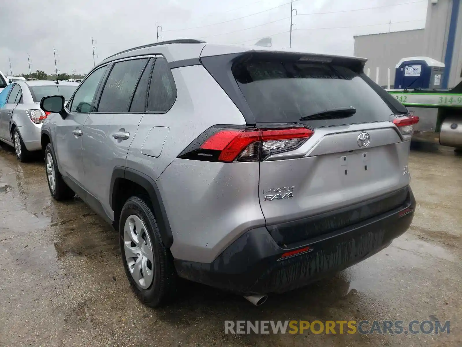 3 Photograph of a damaged car 2T3F1RFV3LC079826 TOYOTA RAV4 2020