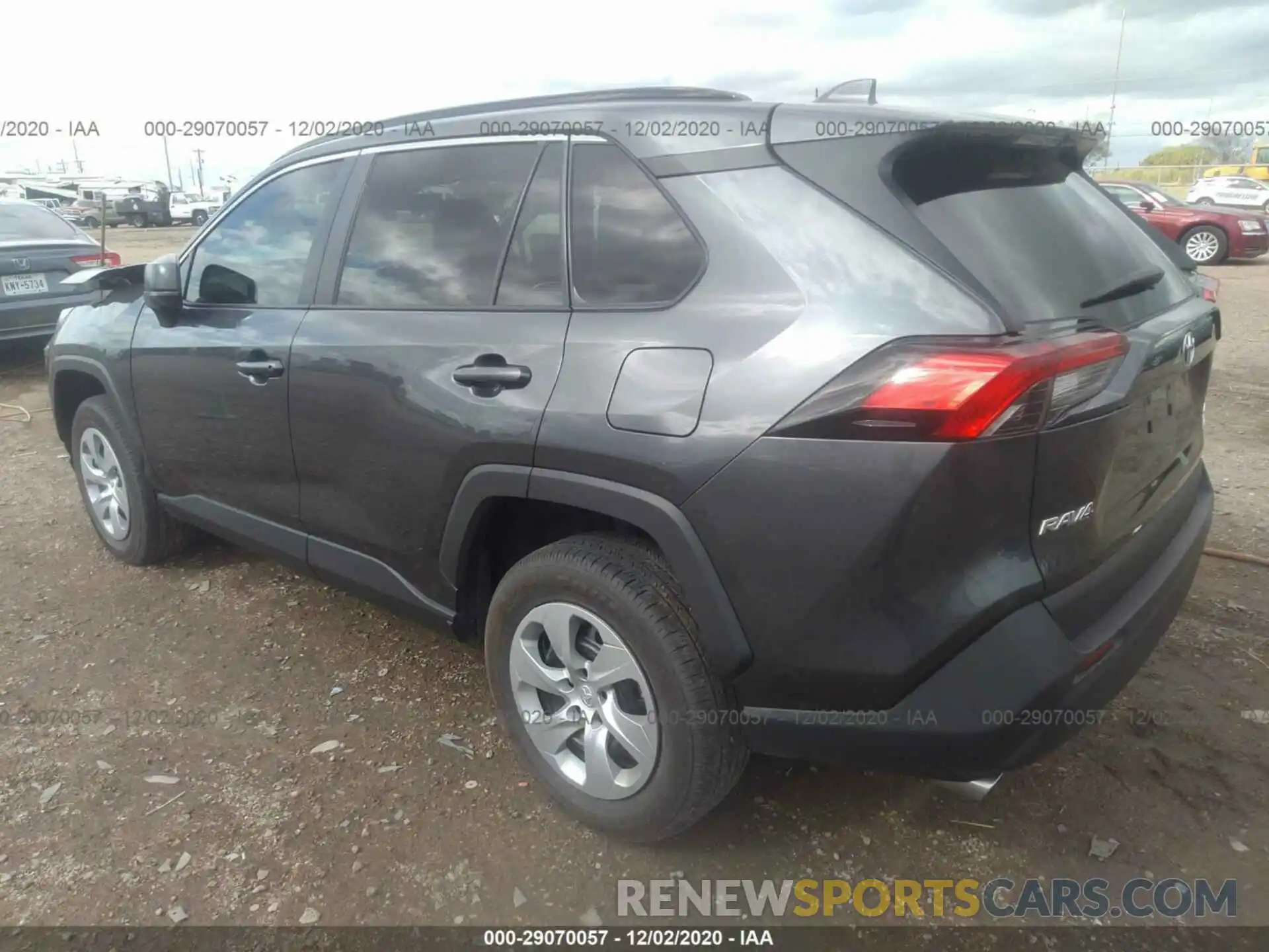 3 Photograph of a damaged car 2T3F1RFV3LC094424 TOYOTA RAV4 2020