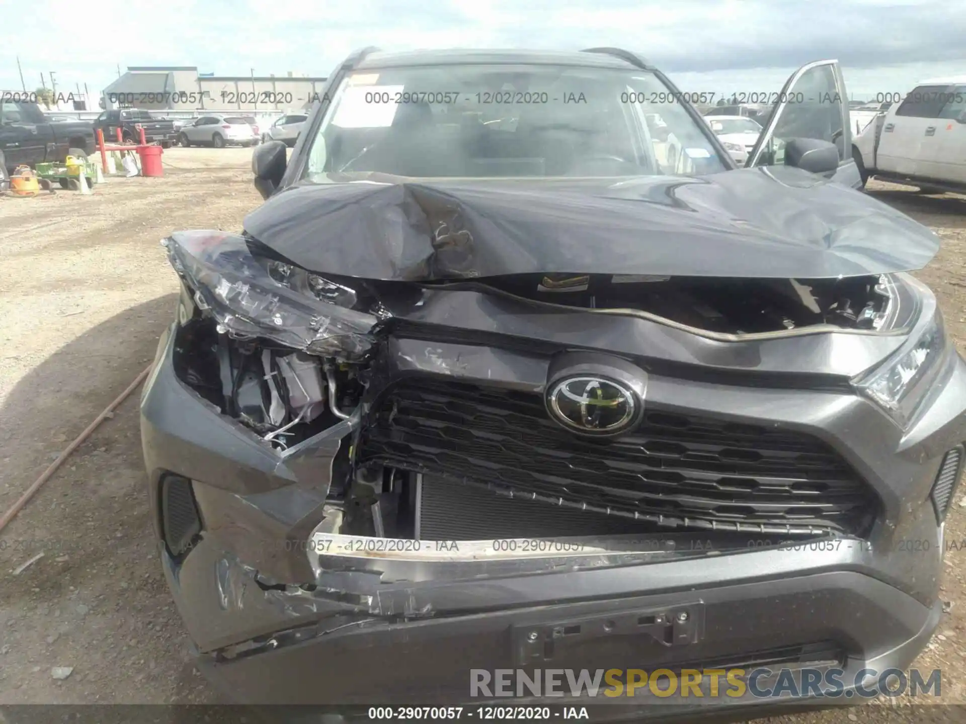 6 Photograph of a damaged car 2T3F1RFV3LC094424 TOYOTA RAV4 2020