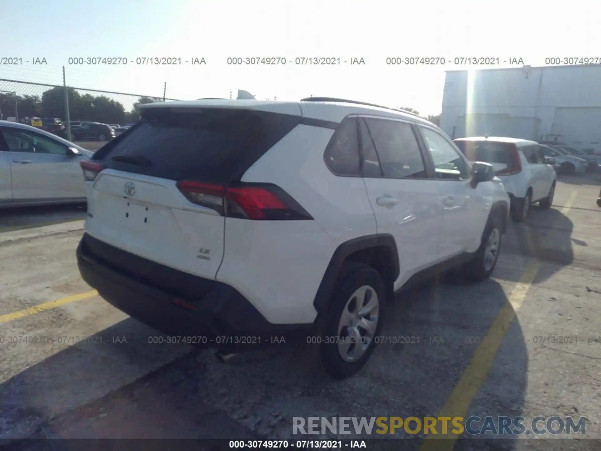 4 Photograph of a damaged car 2T3F1RFV3LC098778 TOYOTA RAV4 2020