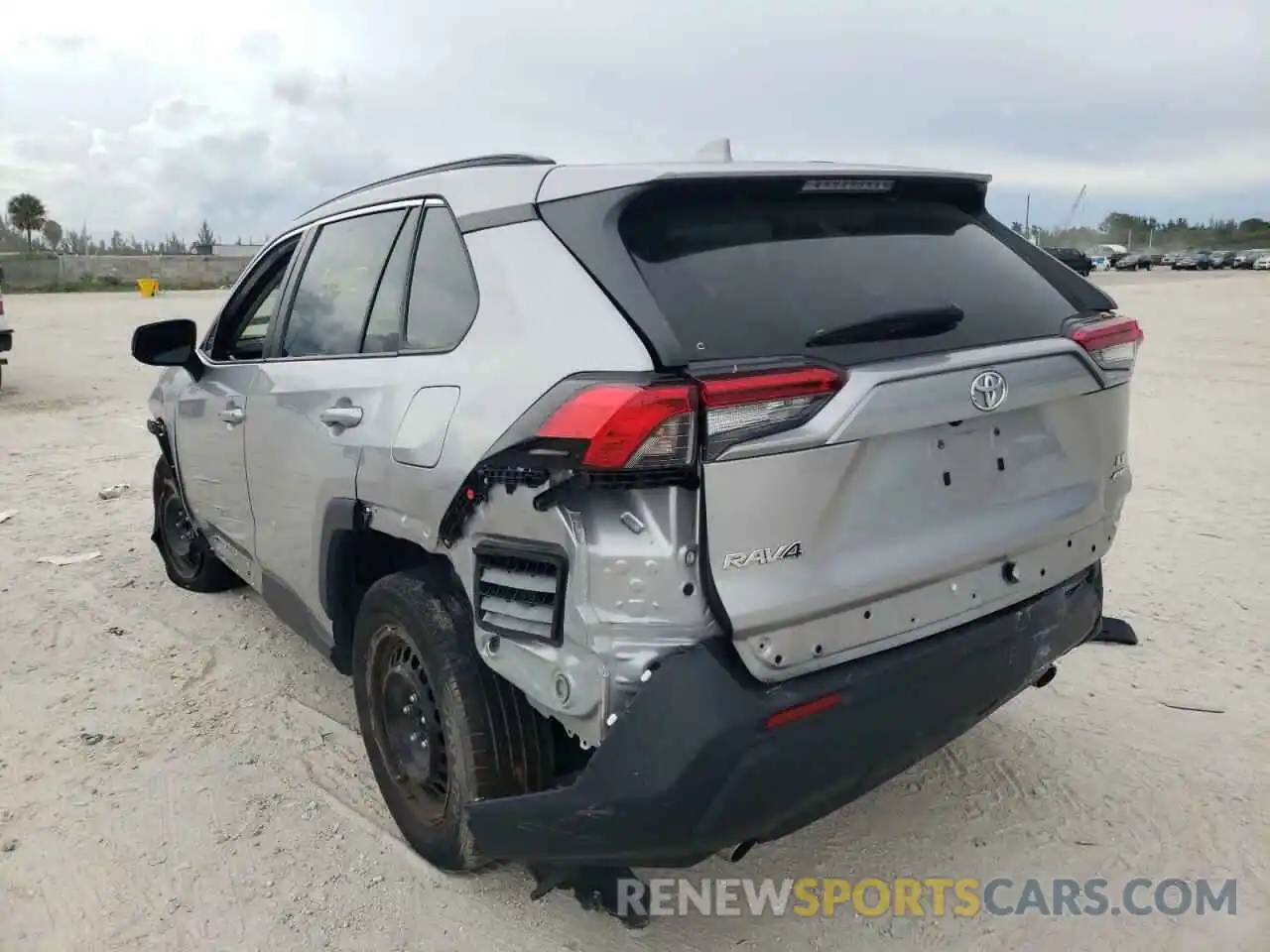 3 Photograph of a damaged car 2T3F1RFV3LC100383 TOYOTA RAV4 2020