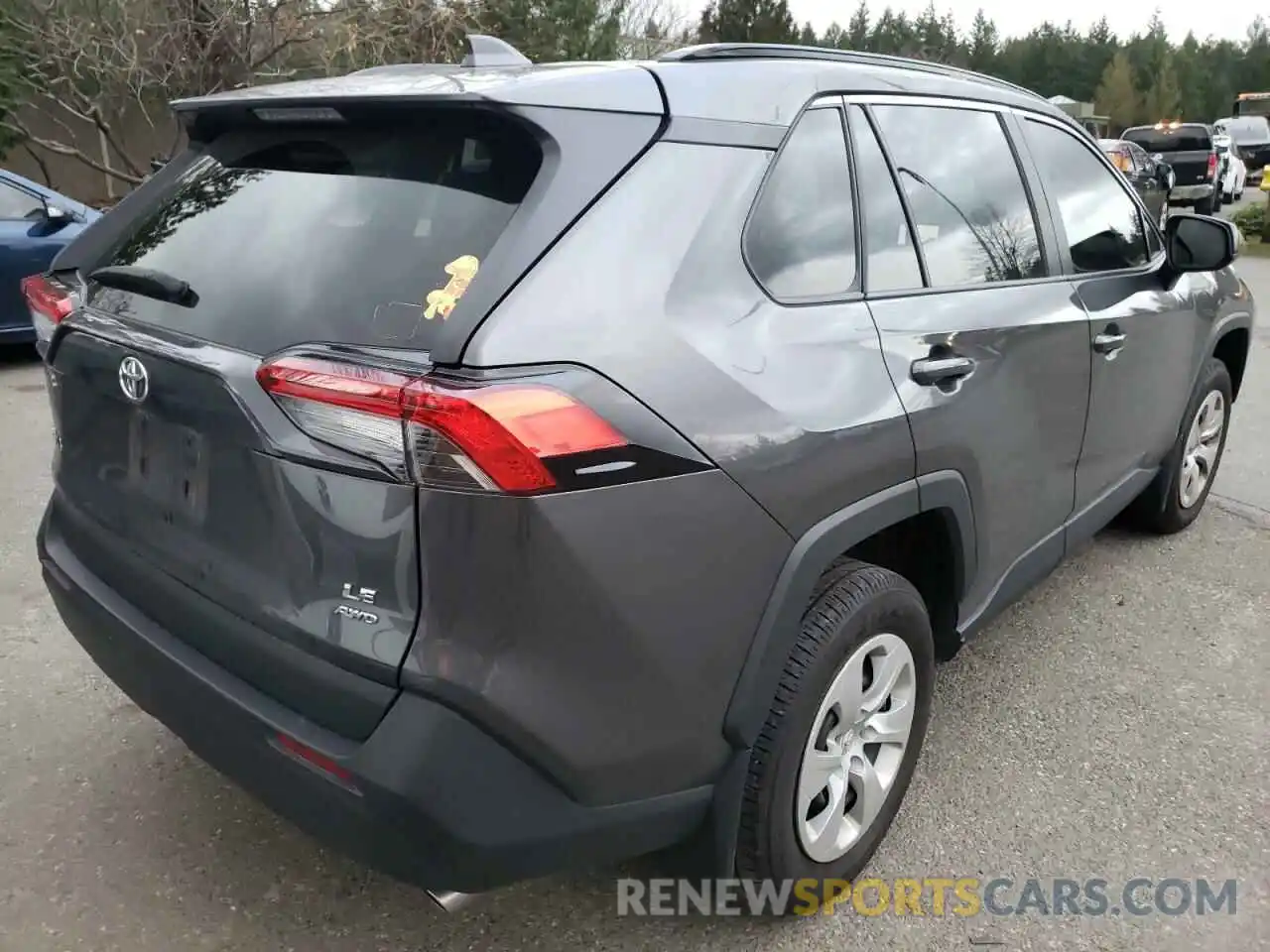 4 Photograph of a damaged car 2T3F1RFV3LC117488 TOYOTA RAV4 2020