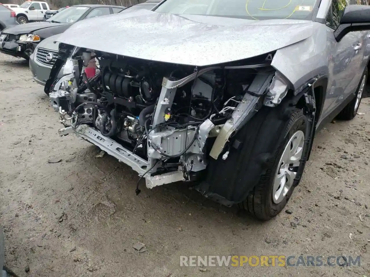 8 Photograph of a damaged car 2T3F1RFV3LC131388 TOYOTA RAV4 2020