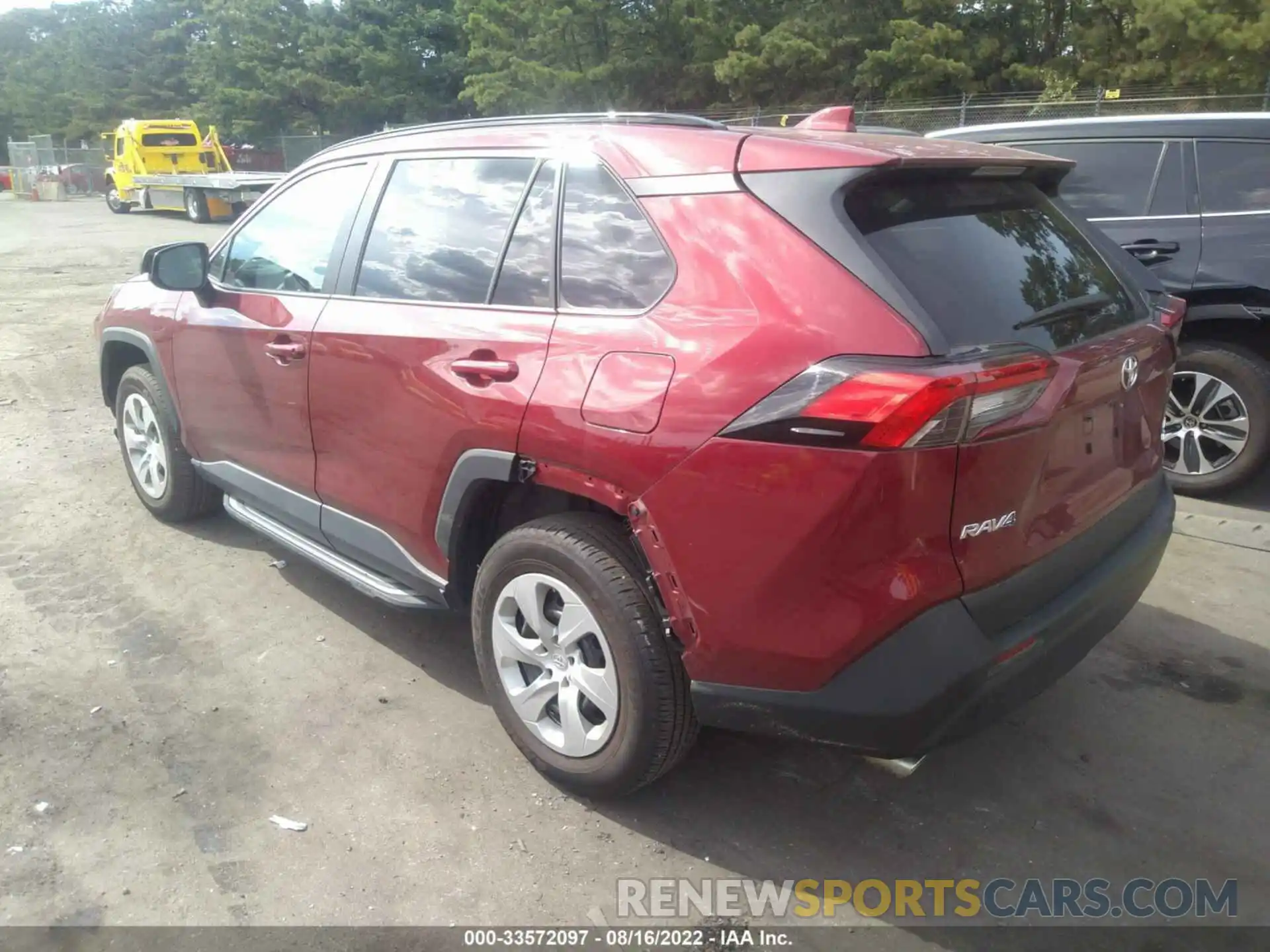 3 Photograph of a damaged car 2T3F1RFV3LW106361 TOYOTA RAV4 2020