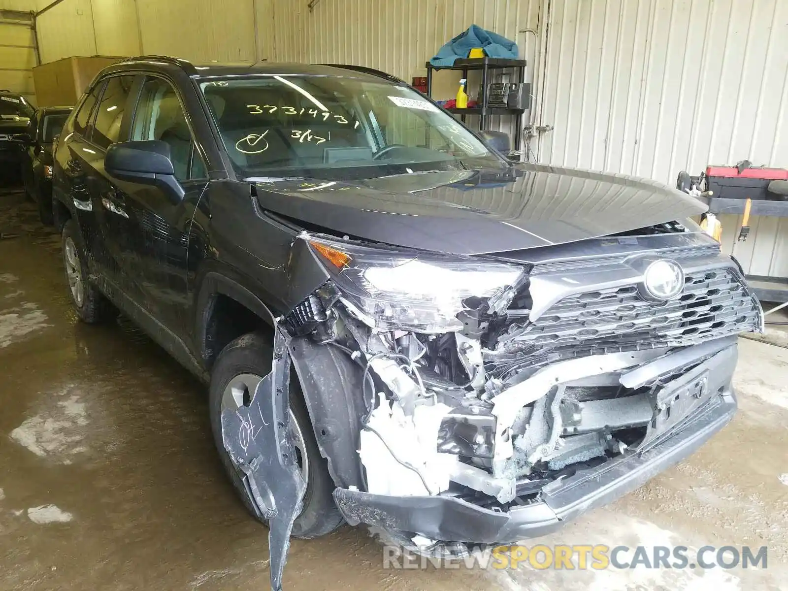 1 Photograph of a damaged car 2T3F1RFV3LW112497 TOYOTA RAV4 2020