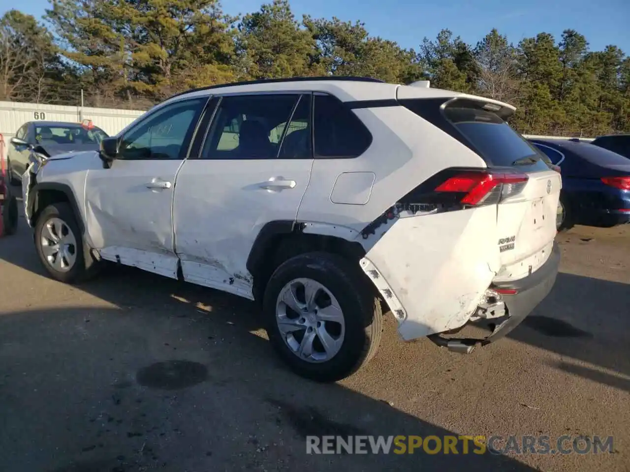 9 Photograph of a damaged car 2T3F1RFV3LW130949 TOYOTA RAV4 2020