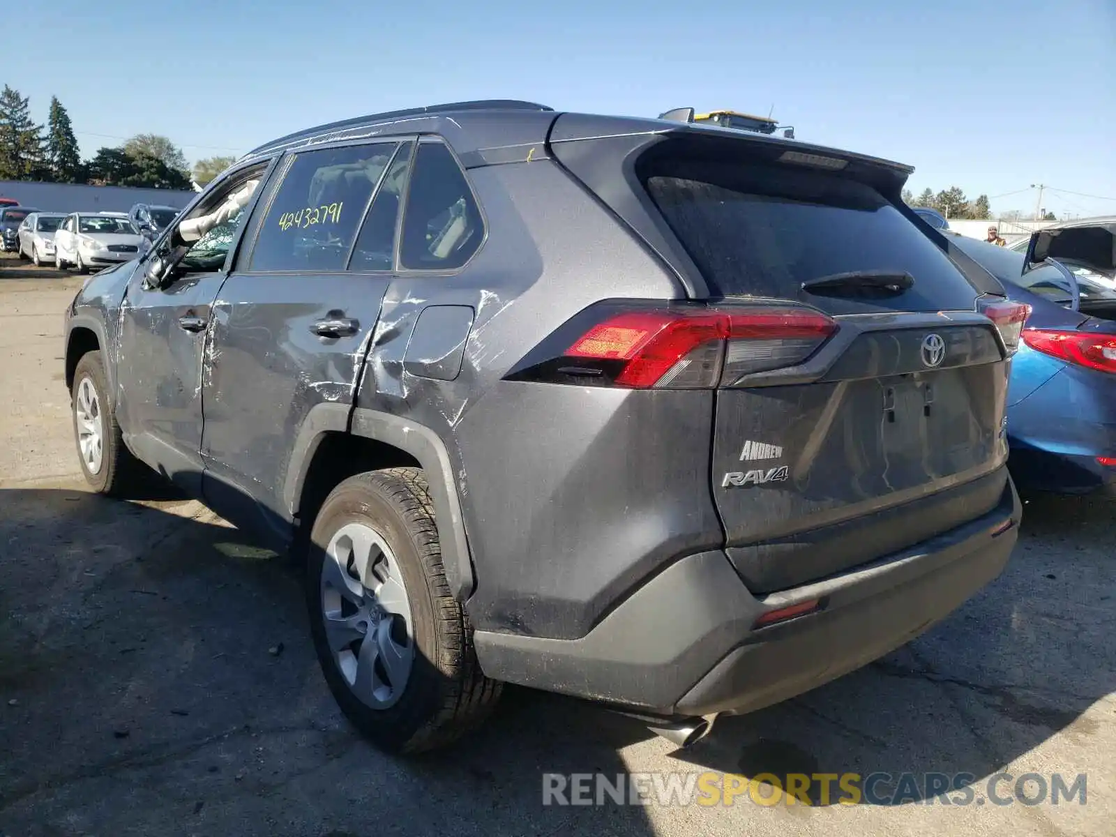 3 Photograph of a damaged car 2T3F1RFV4LC060914 TOYOTA RAV4 2020