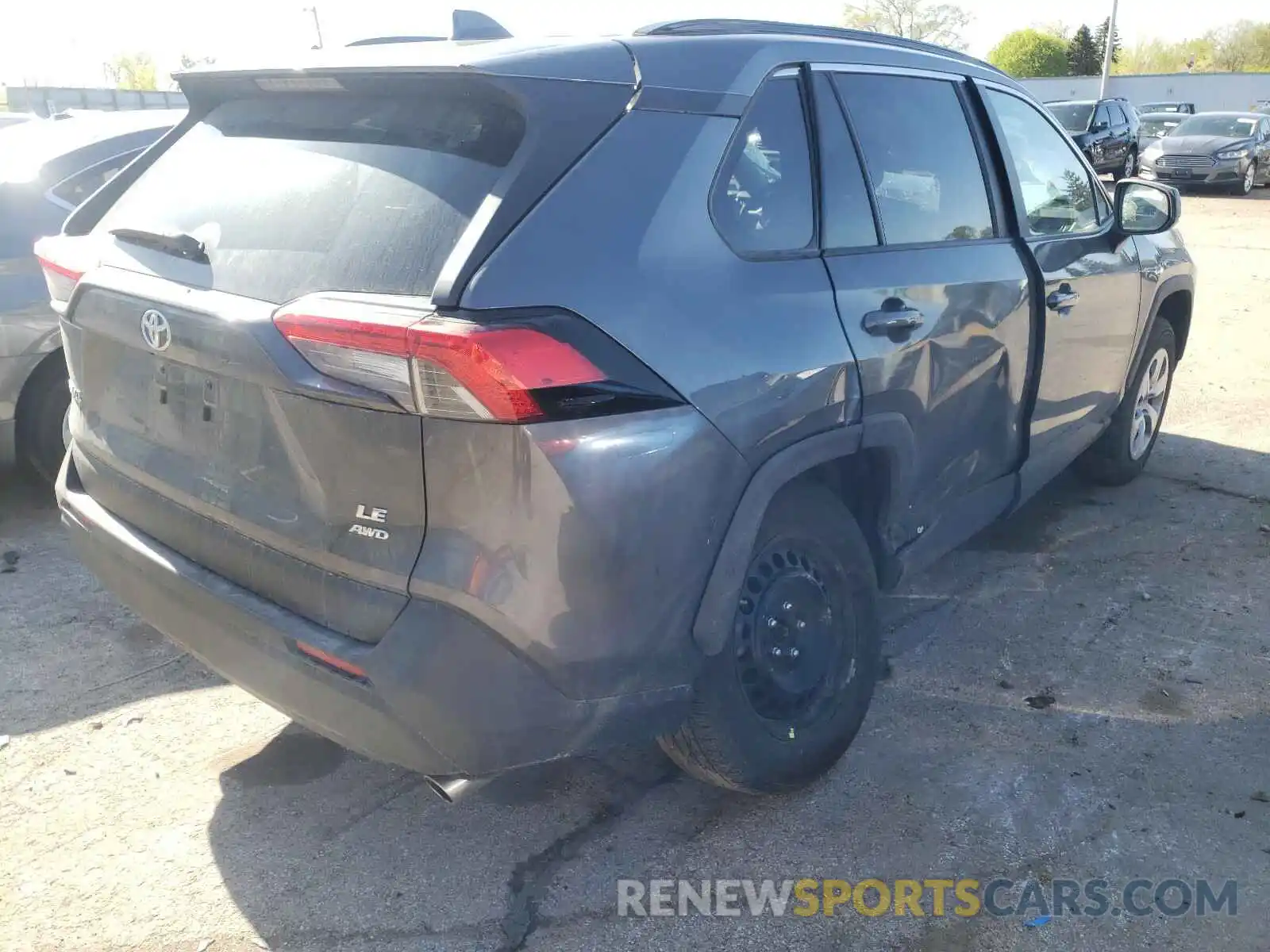 4 Photograph of a damaged car 2T3F1RFV4LC060914 TOYOTA RAV4 2020